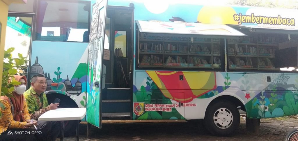 Read more about the article Literasi Inklusi Sosial Perpusda Di RA & KB Ulul Albab, Bunda May: Tidak Hanya Simbolik, Tapi Ajarkan Anak Cinta Buku
