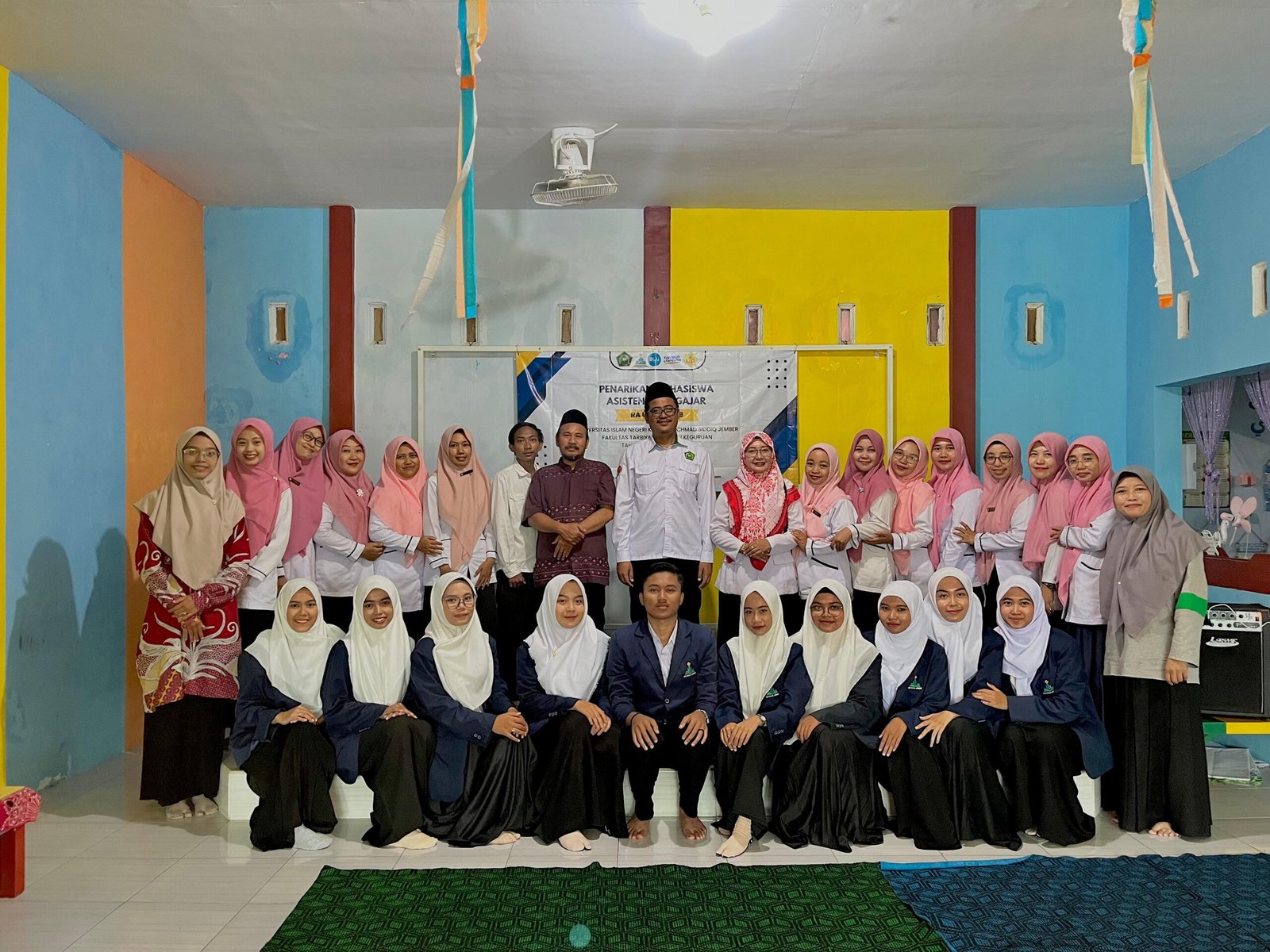 Read more about the article Penarikan Mahasiswa Asistensi Mengajar UIN KHAS Jember di RA Ulul Albab Jember